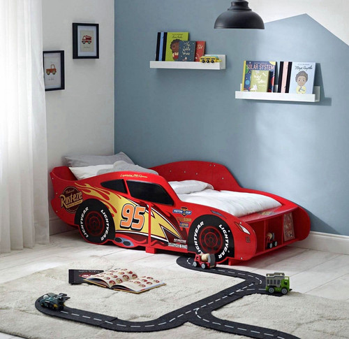 Disney cars lightning mcqueen - cars,